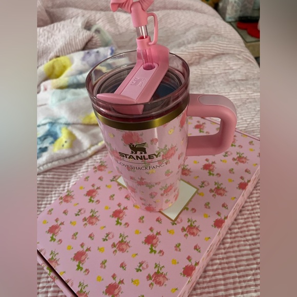 Stanley X LoveShackFancy Quencher 20oz Tumbler Ibiza Sunset - Picture 3 of 3
